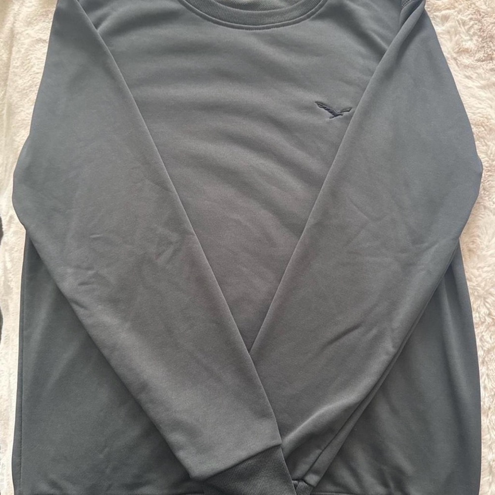 Men's Dark Gray Crew Neck Sweatshirt